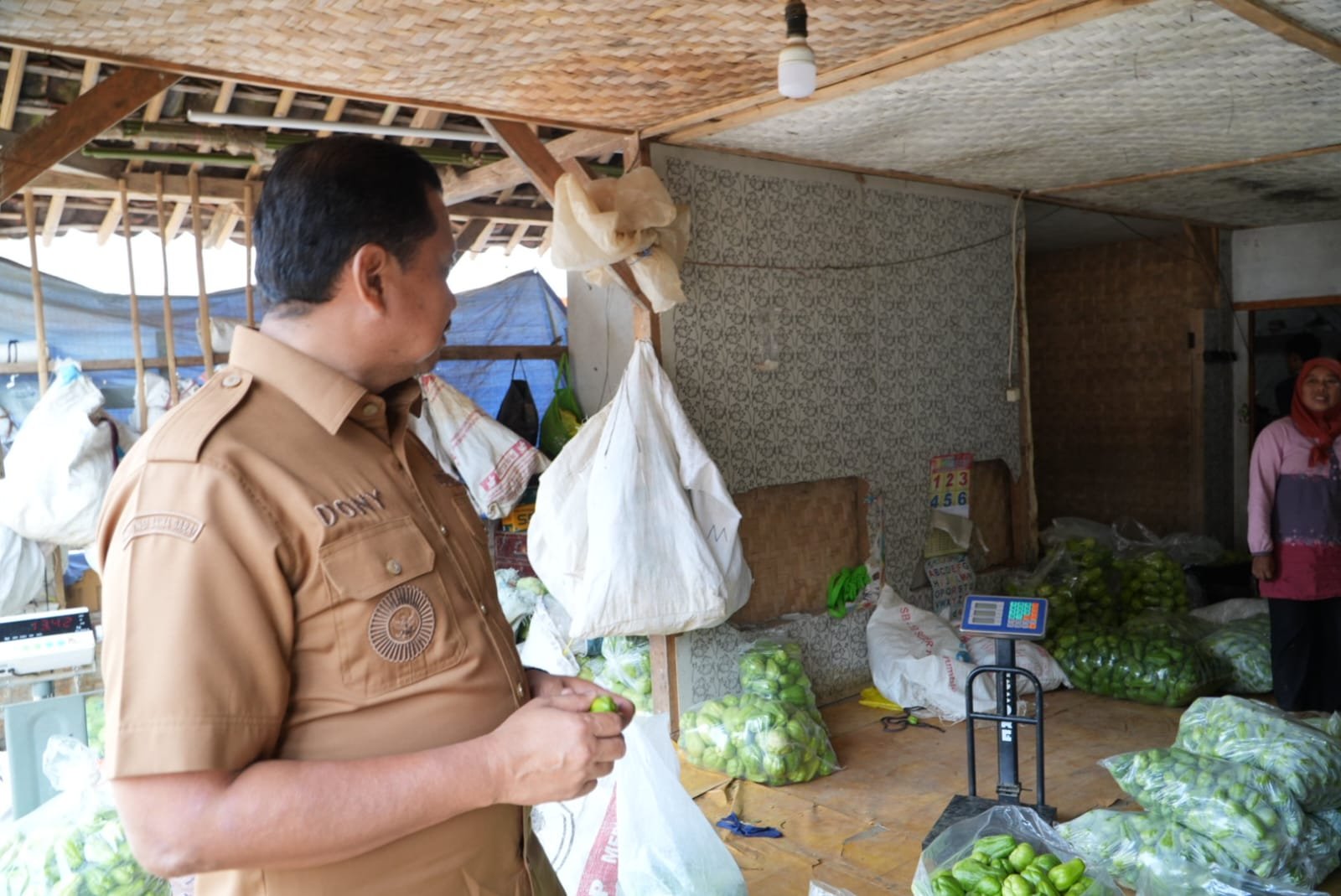 Petani Labu Siam Cibubut Raup Omzet Jutaan Rupiah, Bupati Sumedang Apresiasi Petani Milenial