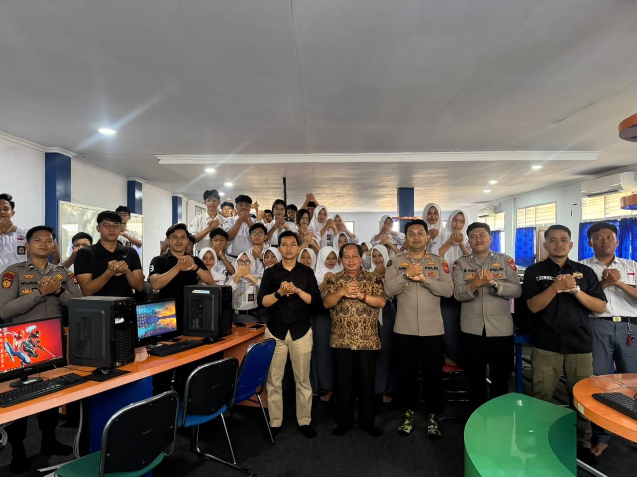 Polres Sumedang Gelar Pelatihan Paham AI bagi 75 Pelajar SMK Informatika